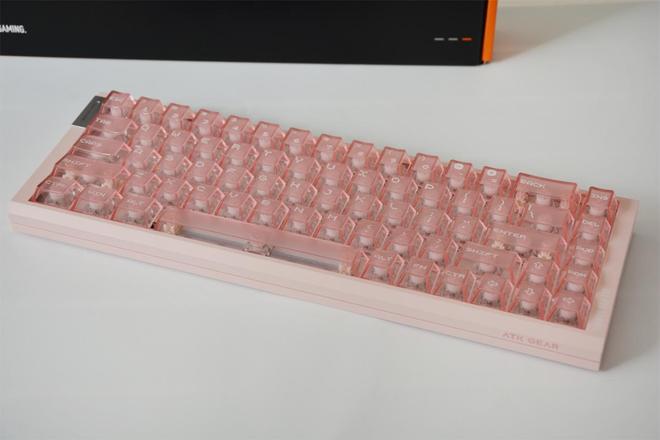 满ATK RS6 Air磁轴电竞键盘体验澳门新葡京入口猛粉机甲风颜值性能全方位拉(图6)